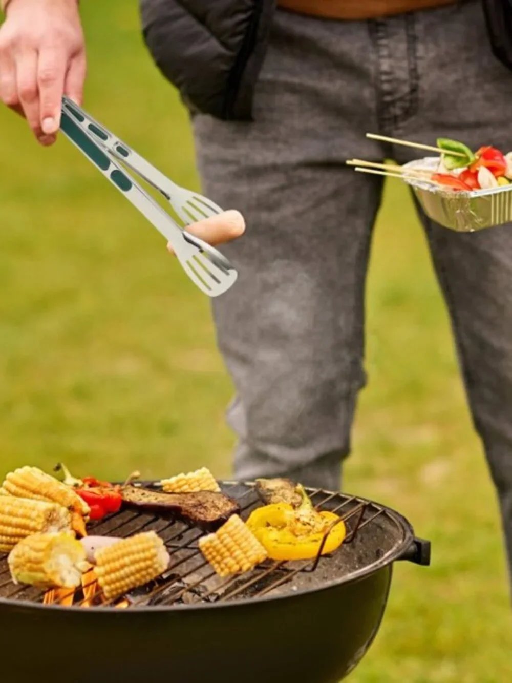 3x Stainless Steel Kitchen Tongs Food Serving Grill Multi Purpose Cooking Tongs